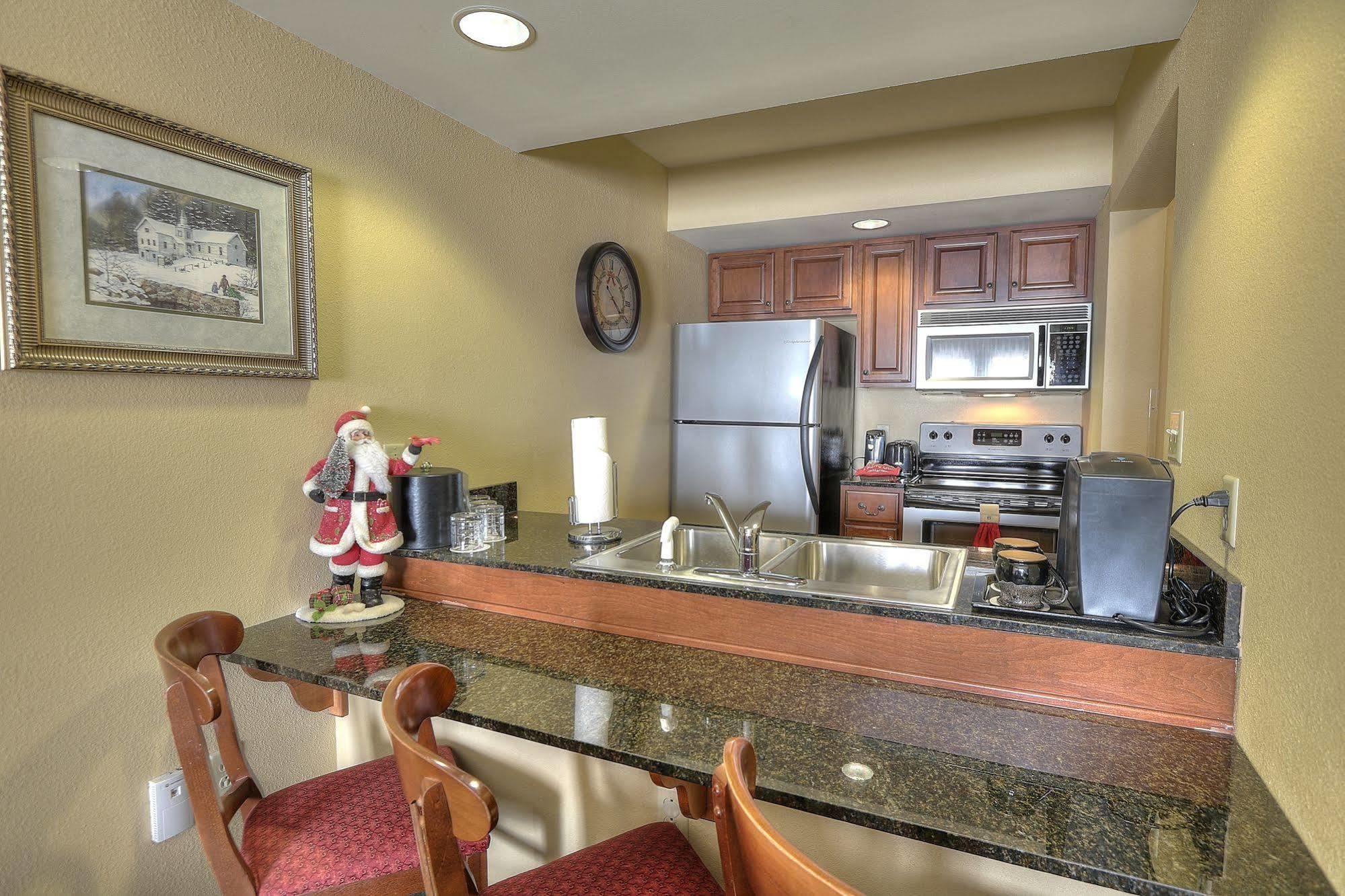 The Inn At Christmas Place Pigeon Forge Buitenkant foto